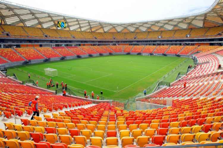 Arena da Amazônia, um dos palcos da Copa do Mundo, tem ficado vazia depois do torneio