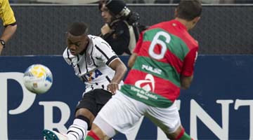 O grande destaque da partida foi o garoto Malcom, de 18 anos, autor de dois gols