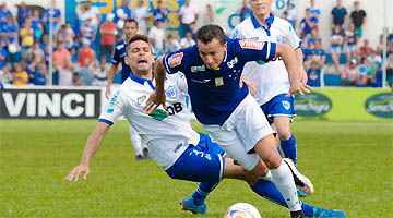 Cruzeiro superou a URT em Patos de Minas