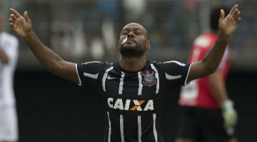Corinthians venceu seu quarto jogo em oito dias