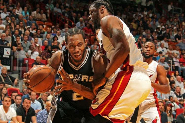 Kawhi Leonard, do San Antonio Spurs,  foi o cestinha do jogo em Miami, com 22 pontos marcados 
