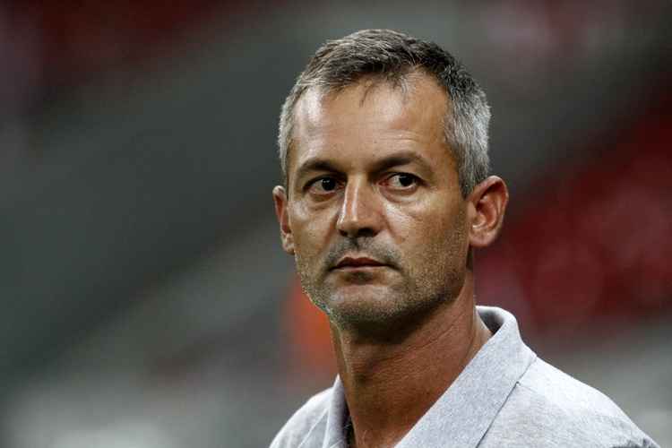Treinador revelou que o clube já está trabalhando na busca por reforços para o Brasileiro da Série B