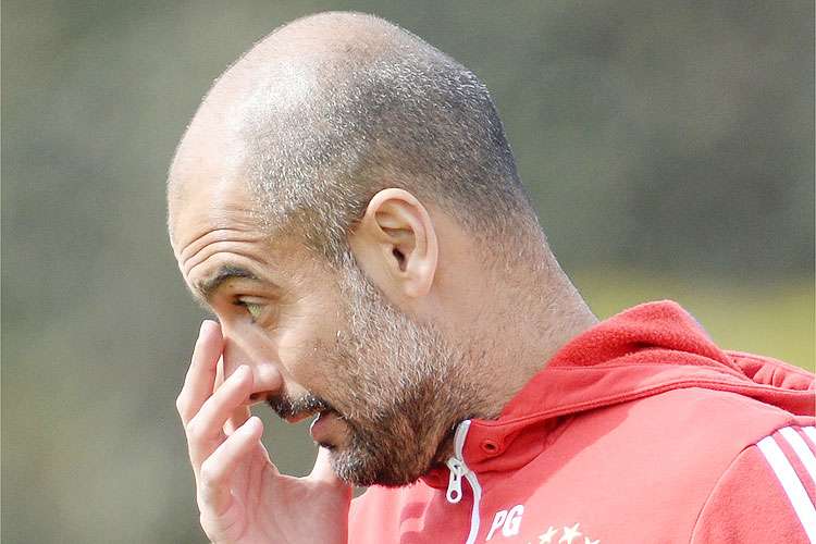 "Não sei por quanto tempo podemos viver nesta situação. Estamos cansados", garantiu Pep Guardiola