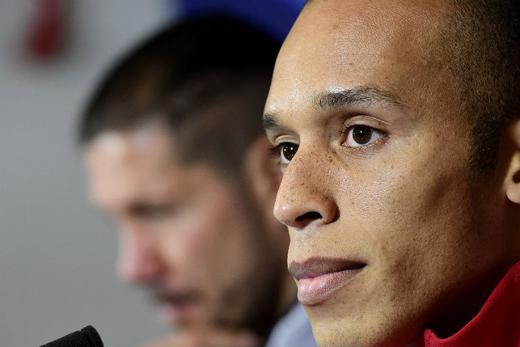 Valorizado no Atlético de Madrid, Miranda estaria na mira do Chelsea e também do Manchester United