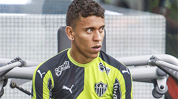 Marcos Rocha é vetado pelo DM alvinegro