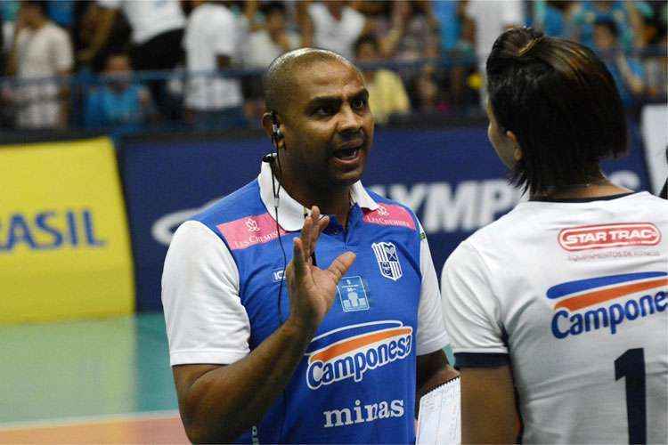 Campeão olímpico em 2004, Anderson será auxiliar técnico de Bernardinho na Seleção Brasileira de Vôlei