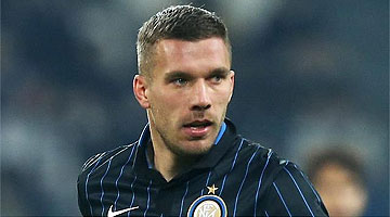Ainda sem marcar pela Inter de Milão, Podolski deve retornar ao Arsenal após término da temporada