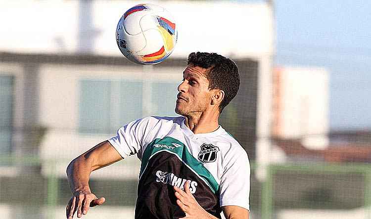 Magno Alves foi campeão da Copa do Nordeste com o Ceará e vice-artilheiro da competição, com cinco gols