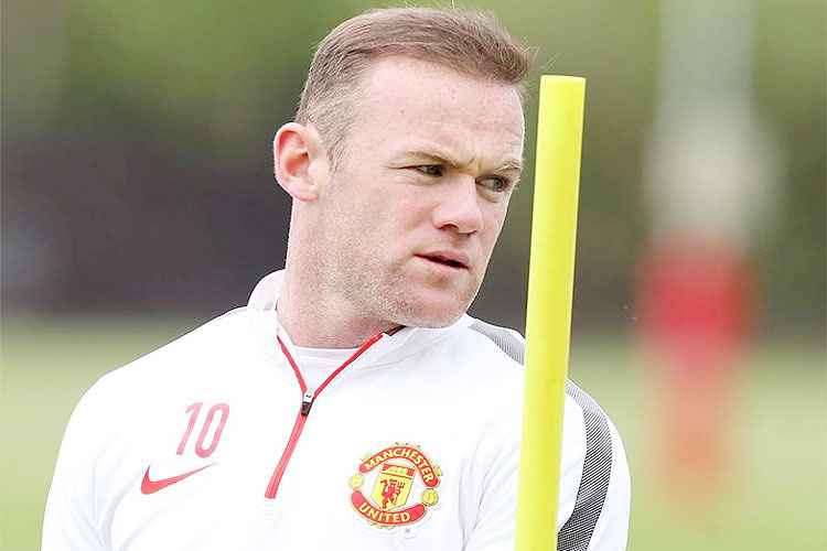 United de Rooney luta pela última vaga na Liga dos Campeões e visita o Crystal Palace neste sábado