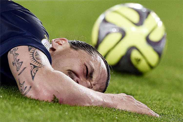 Peter Mangs conta que pensou em assassinar Ibrahimovic algumas vezes, vislumbrando o alcance do ato