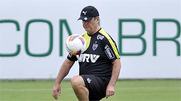 Levir busca reabilitação contra Fluminense