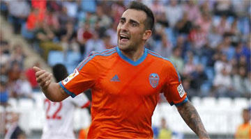 Paco Alcácer fez gol que deu vaga ao Valencia