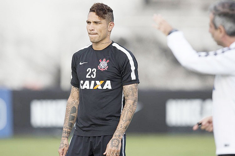 Paolo Guerrero recusou, em dezembro, uma proposta do Corinthians de quase US$ 4 milhões