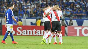 River Plate goleou o Cruzeiro no Mineirão