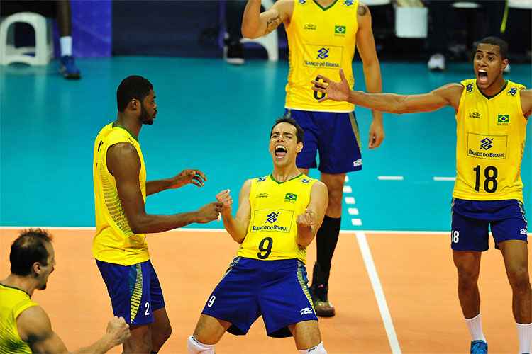Seleção Brasileira vibrou bastante ao lado do público no Mineirinho e conquistou vitória de virada na estreia