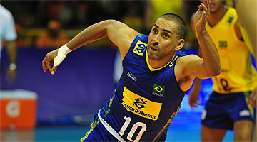 Líbero Serginho afirmou que a vitória sobre a Sérvia por 3 sets a 2 foi um bom teste