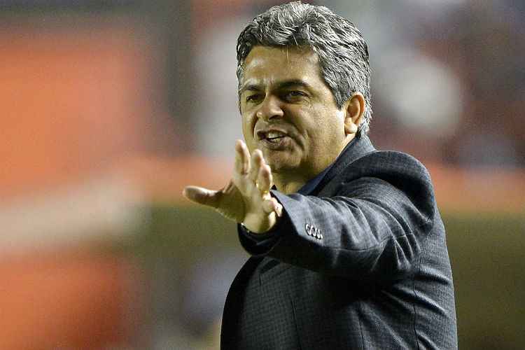 Ney Franco acerta retorno ao Coritiba, que está na zona do rebaixamento no Campeonato Brasileiro