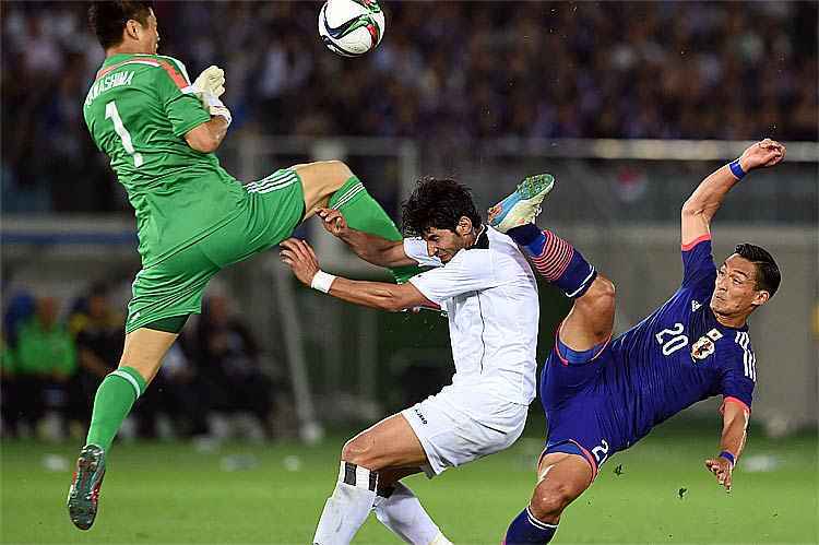 Jogando em casa, a Seleção Japonesa bateu o time iraquiano por 4 a 0 no amistoso