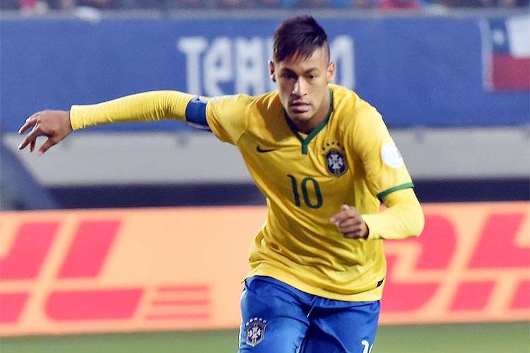 Neymar (foto) e Willian são os representantes do Brasil na Seleção da primeira rodada da Copa América