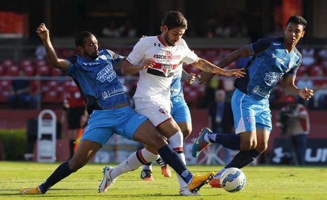 São Paulo poderia ter alcançado a liderança, mas empate no fim deixou o Tricolor na 2ª posição