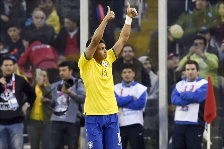 Thiago Silva não acredita que tenha perdido faixa por ter chorado em decisão de pênaltis na Copa do Mundo