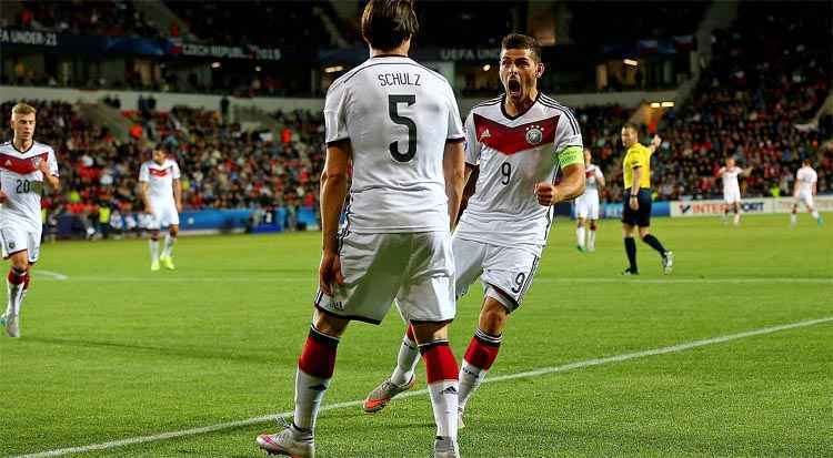 Pela Europa, além da Alemanha (foto), também a Dinamarca se classificou nesta terça-feira