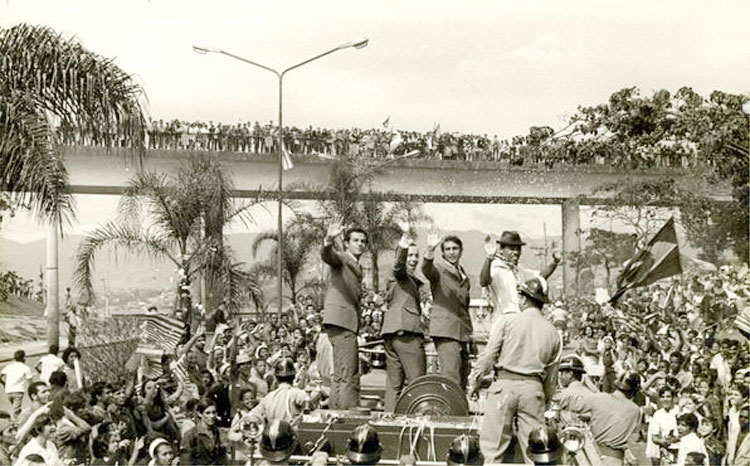 Fontana, Tostão, Piazza e Dario em desfile pós-Copa de 1970: um ano depois, em entrevista ao EM, eles recordavam a conquista da Copa do Mundo no México