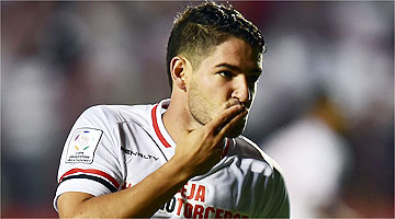 Pato rechaçou chance de deixar São Paulo