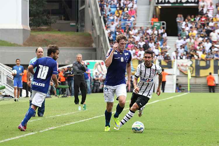 Contra o Corinthians, na Arena Pantanal, Cruzeiro era o mandante por causa de punição e acabou derrotado