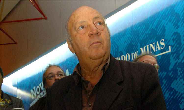 Radialista ficou conhecido por sua longa carreira na Itatiaia e na TV Alterosa