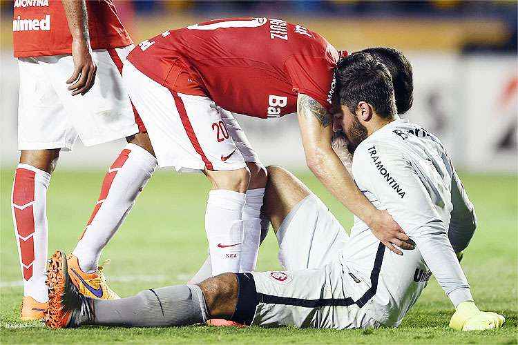 Melhor brasileiro da Libertadores, o Inter foi presa fácil para o Tigres no jogo de volta das semifinais
