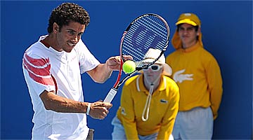 Eliminado, Sá acumula três títulos nesta temporada: Umag, Buenos Aires e Nottingham