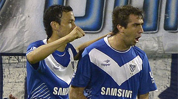 Ariel foi parceiro de Pratto no Vélez Sarsfield