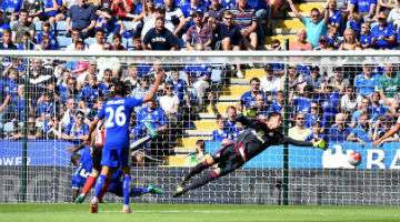Leicester fez a estreia goleando o Sunderland por 4 a 2