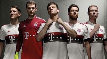 Camisa número 2 do Bayern de Munique