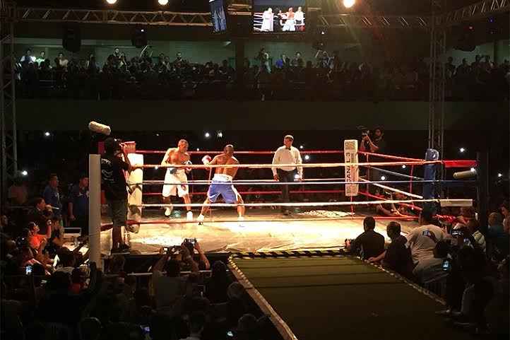 Todo Duro venceu, por pontos, o duelo desta terça. Holyfield, agora, espera por uma revanche na Bahia