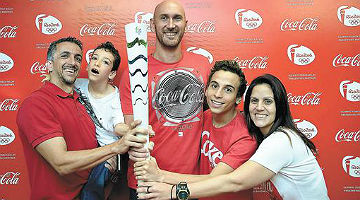 Gabriel, com o pai, Rodrigo; Nalbert, Jobson e Gabriela vão abrir o percurso pelo país