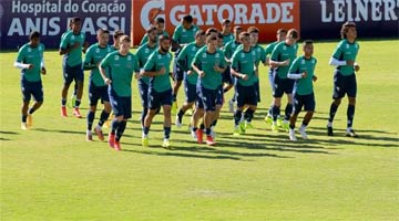 Priorizando o Brasileiro, Goiás terá uma equipe praticamente reserva no jogo contra o Brasília