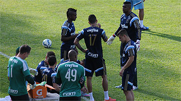 Palmeiras treinou em BH nesta segunda