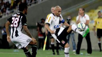 Guiñazu foi um dos vascaínos mais empenhados em campo
