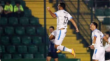 Com gols de Bobô e Pedro Rocha, time de Roger Machado conquistou três importantes pontos