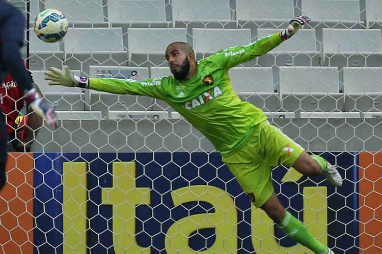 Para Danilo Fernandes, Sport merecia ter saído com a vitória do Couto Pereira