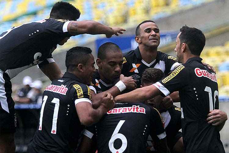 Vasco parou o Atlético Paranaense no Maracanã e se mantém animado na fuga do rebaixamento 