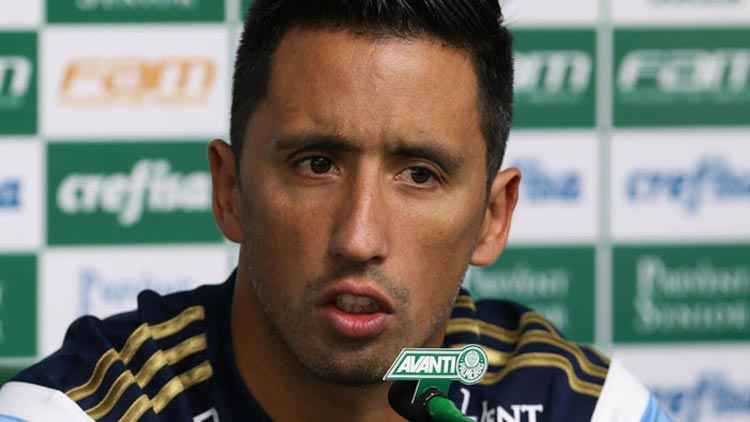 Barrios voltou da Seleção Paraguaia, pela qual enfrentou Venezuela e Argentina pelas Eliminatórias