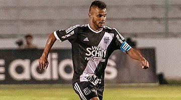 Fernando Bob conduz a ponte ao ataque: time de Campinas faz dever de casa e mantém sonho