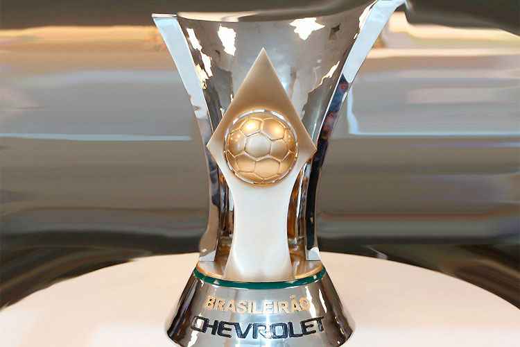 Além do troféu, campeão brasileiro de 2015 terá prêmio de R$ 10 milhões pagos por emissora de TV