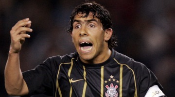 Tevez jogou no Corinthians entre 2005 e 2006, onde conquistou o Campeonato Brasileiro de 2005