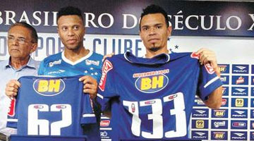 Júlio Baptista e Ceará encararam com naturalidade a saída do clube celeste