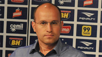 Scuro vê técnico como um componente de todo um processo estabelecido na Toca da Raposa