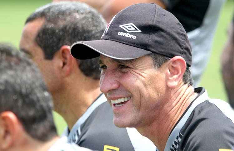 Jorginho irá conversar com Eurico Miranda para definir o elenco e uma grande reformulação será feita